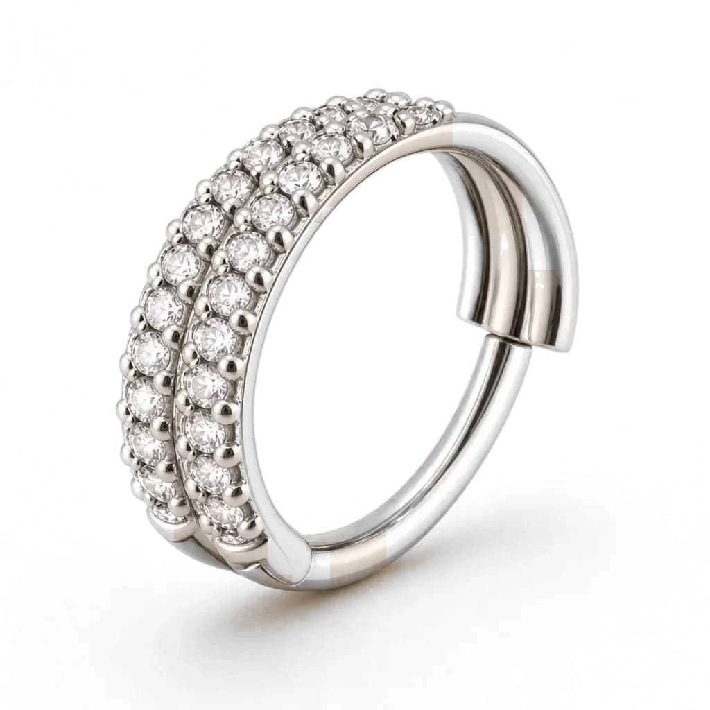 Clicker-Ring mit drei Kristallreihen, Silber mit klarem Kristall